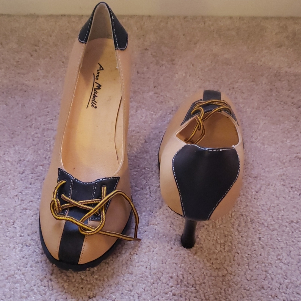 Shoes - Picture 7 of 7